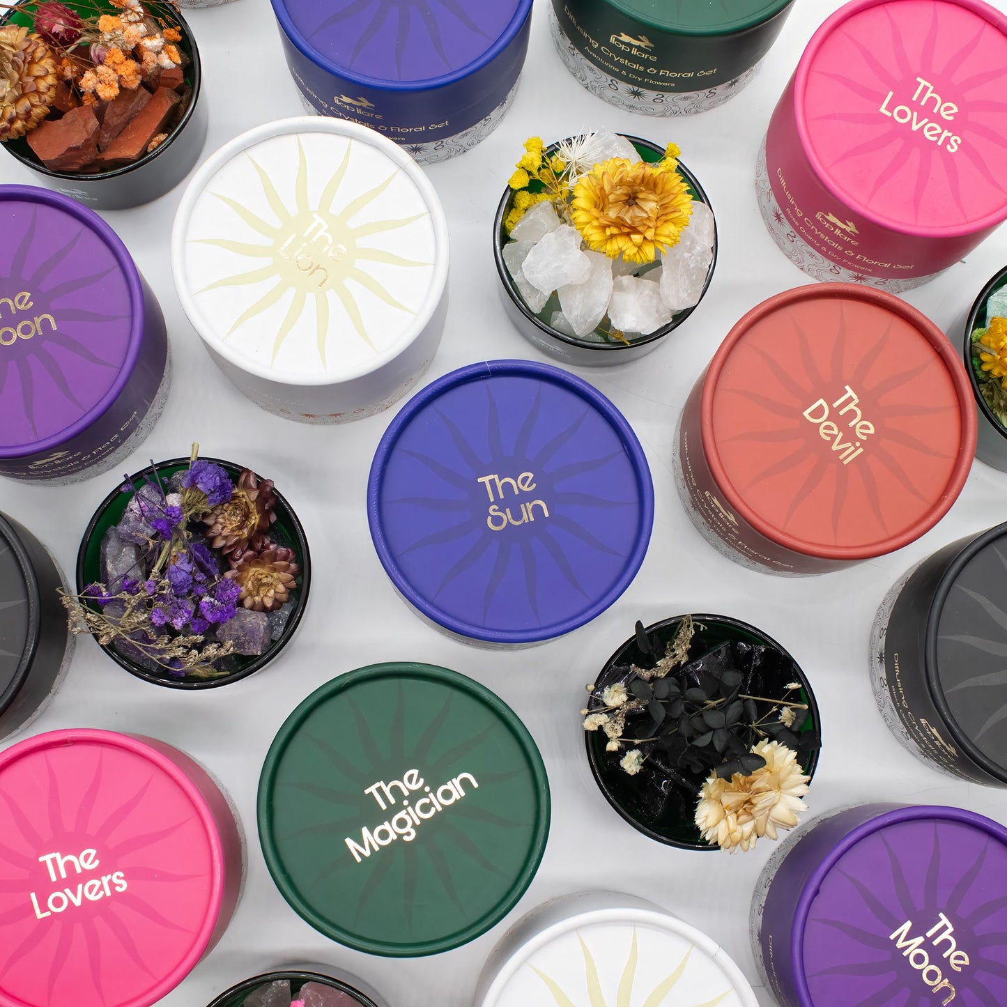 Hop Hare Diffusing Crystals & Floral Set - The Magician from our luxury hop hare diffusing crystals & floral sets collection