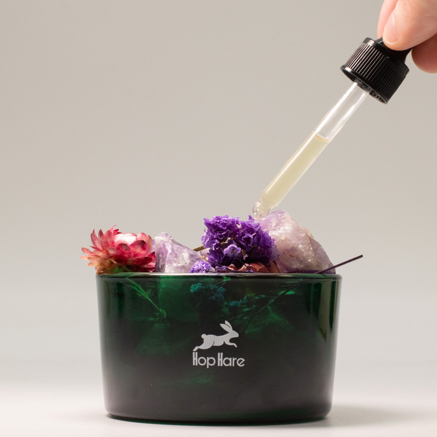 Hop Hare Diffusing Crystals & Floral Set - The Moon from our luxury hop hare diffusing crystals & floral sets collection