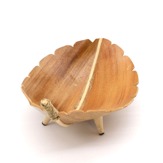 Coconut Leaf Large Fruit Bowl - Natural from our luxury coconut leaf fruit bowl sets & tea stands collection