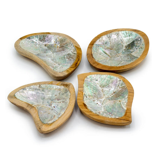 Set of 4 Teak Mini Bowls with Shell Decor (assorted) from our luxury teak root baskets collection