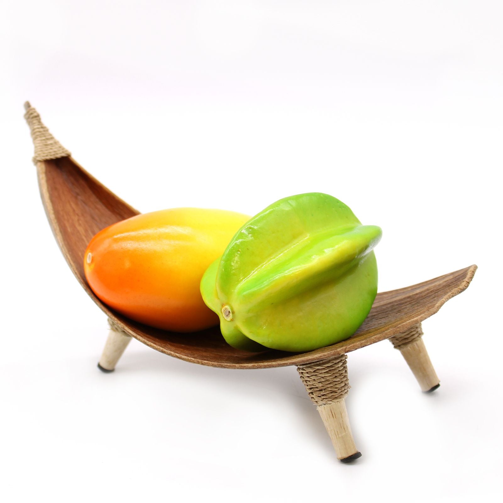 Coconut Leaf Fruit Bowl Set - Natural from our luxury coconut leaf fruit bowl sets & tea stands collection