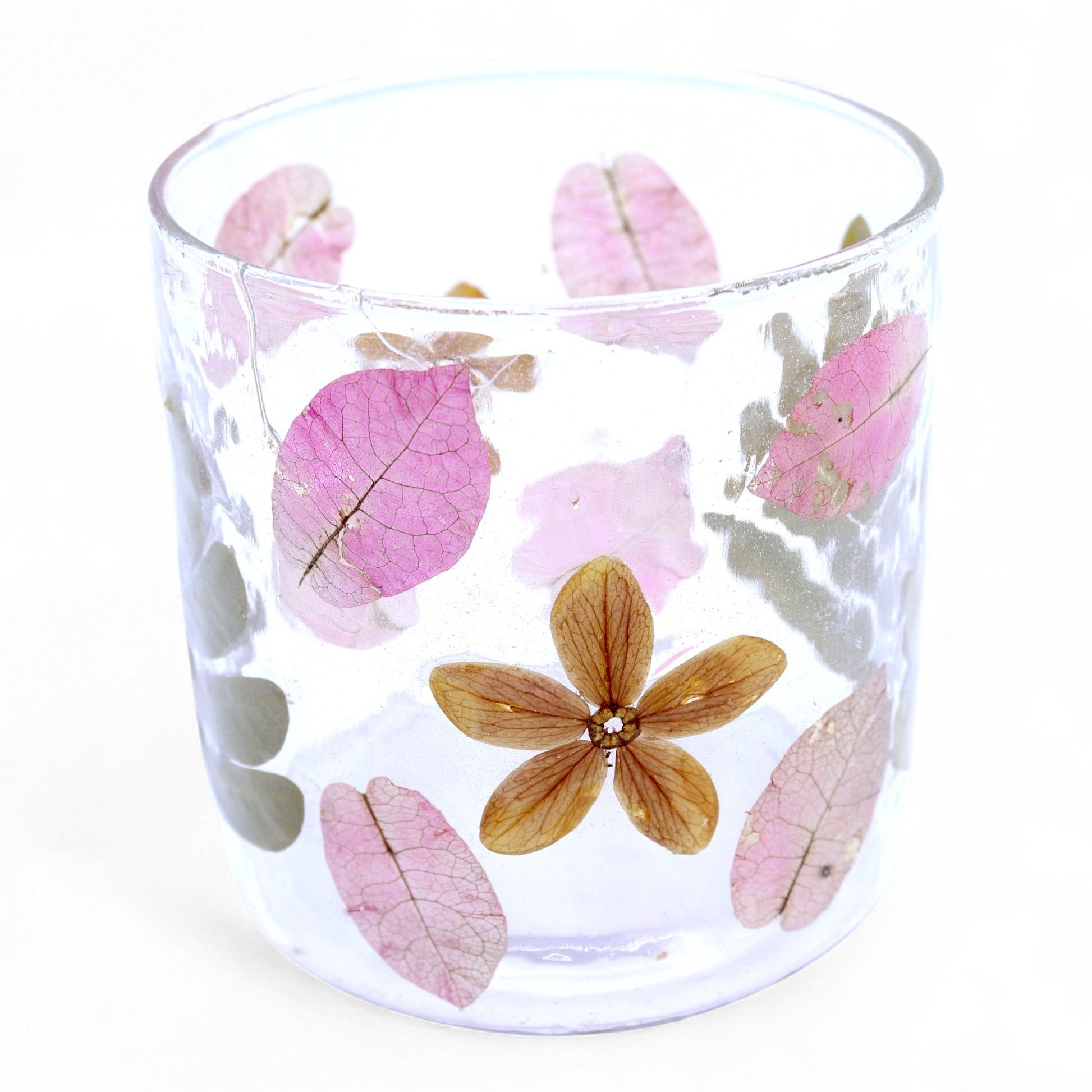 Detailed close up view highlighting the high quality craftsmanship and individual features of the natural floral glass straight candle holder primavera 8x8cm654