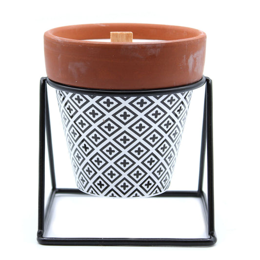 Luxury presentation of the agnes cat herb garden candles lavender500 showing the premium artisan packaging and complete set contents