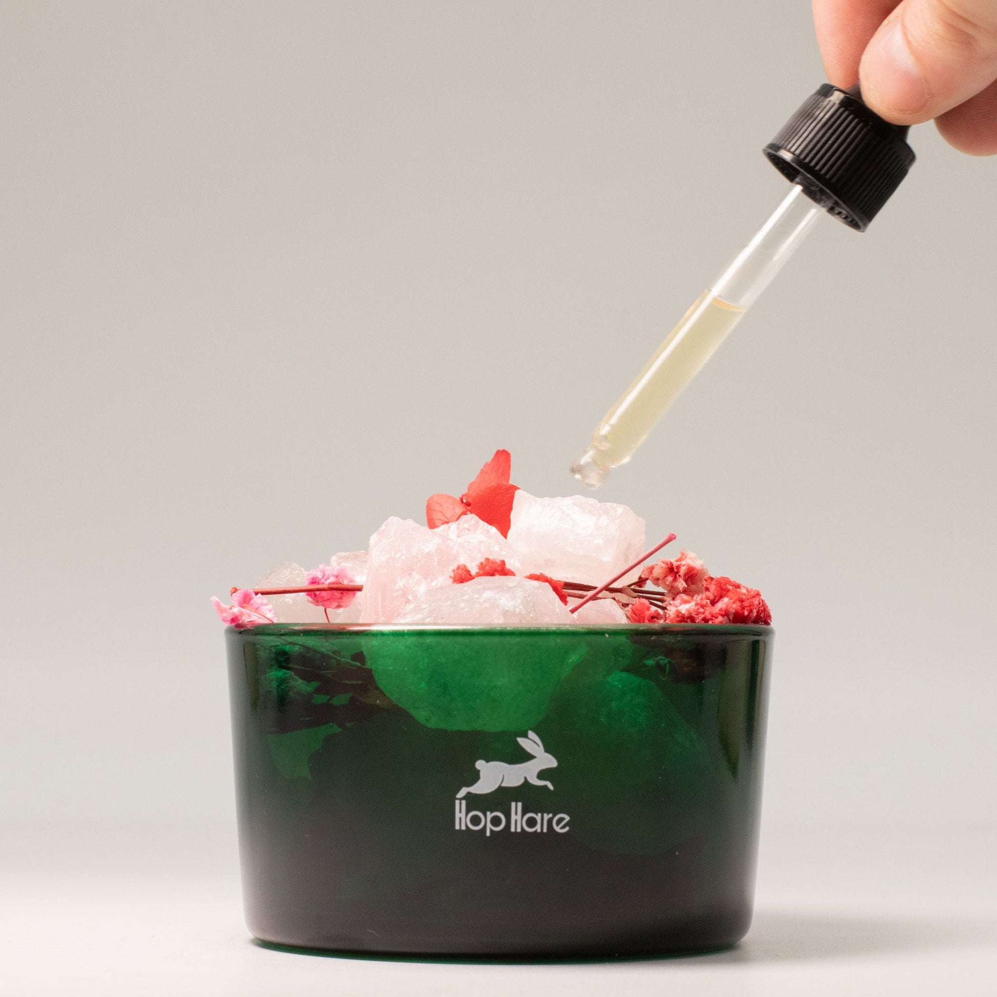 Hop Hare Diffusing Crystals & Floral Set - The Lovers from our luxury hop hare diffusing crystals & floral sets collection