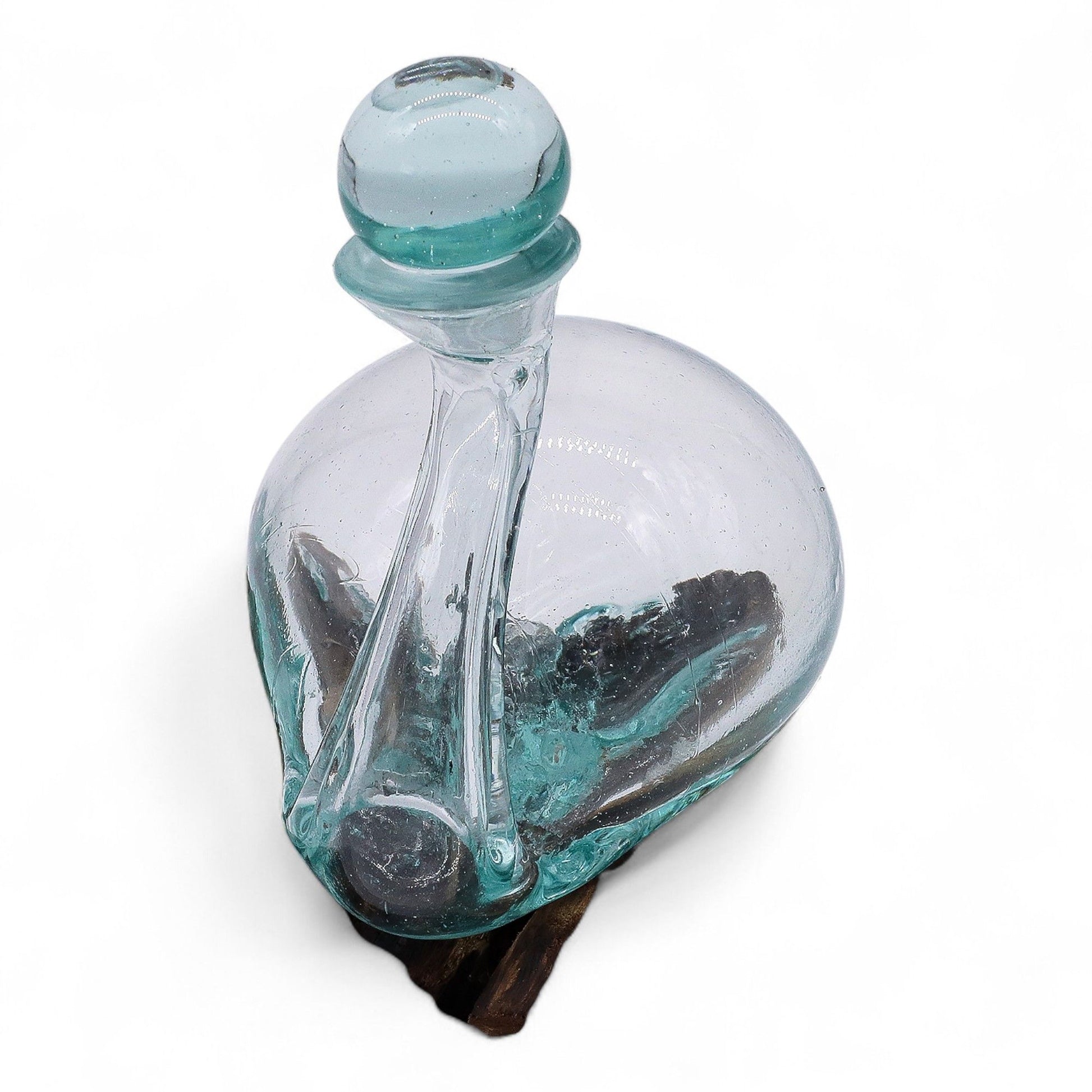 Photo 3 of Molten Glass Duck Decanter On Wood With Stopper 19cm featuring authentic premium craftsmanship.