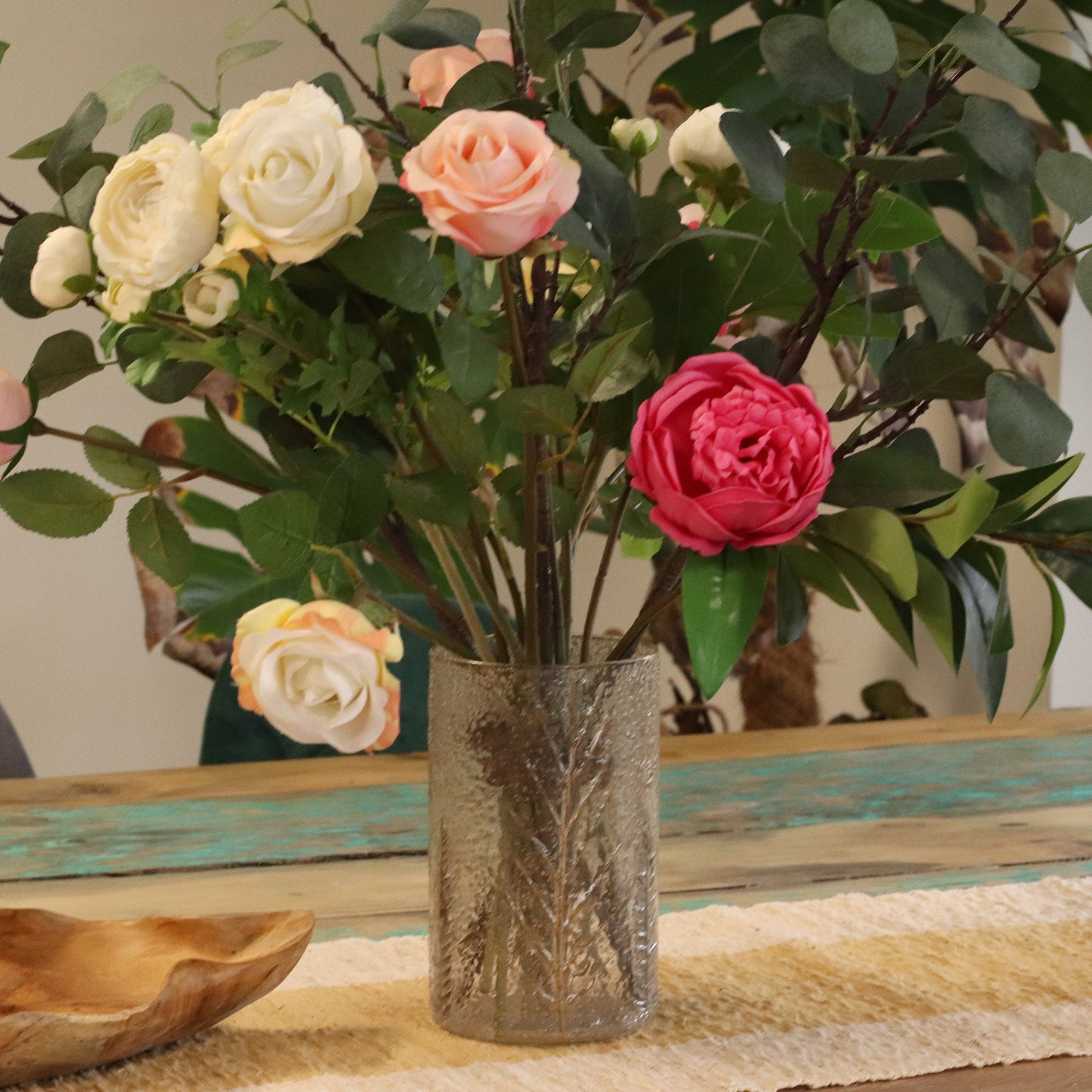 Detailed close up view highlighting the high quality craftsmanship and individual features of the natural floral glass tall vase candle holder pino 19x11cm419
