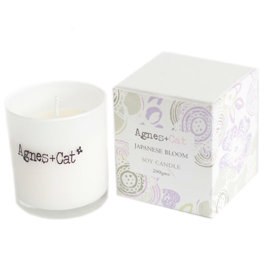 Luxury presentation of the agnes cat votive candle japanese bloom608 showing the premium artisan packaging and complete set contents