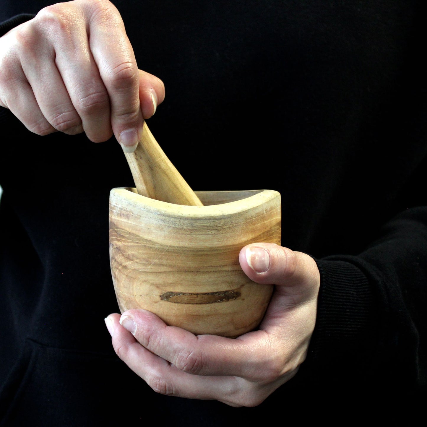 Ergo Teak Pestal & Morter Small from our luxury ergo teak pestle & mortar collection