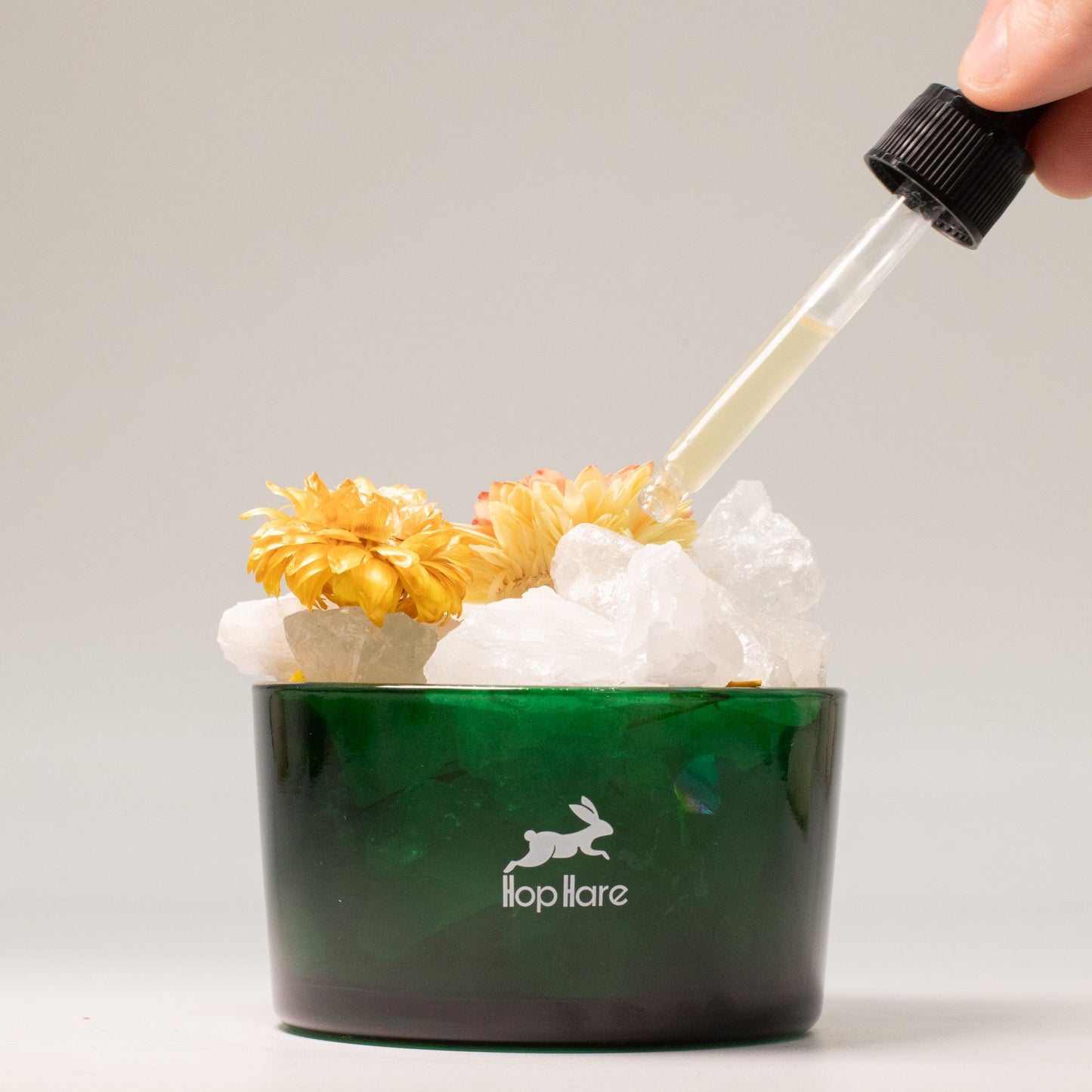 Hop Hare Diffusing Crystals & Floral Set - The Lion from our luxury hop hare diffusing crystals & floral sets collection
