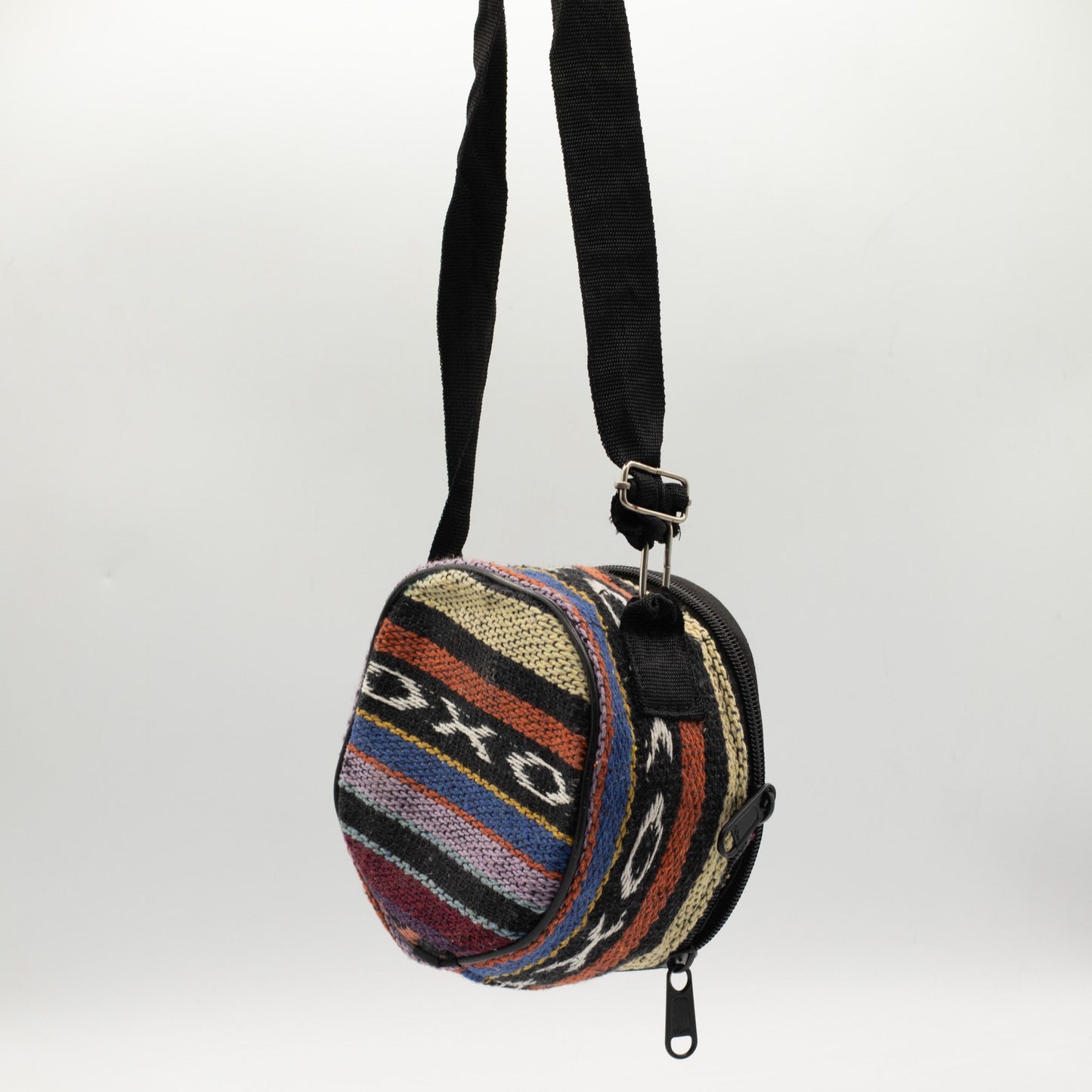 Photo 4 of Small Hapi Drum Atlas- 13x9cm Meditation Drum Premium Editio featuring authentic premium craftsmanship.