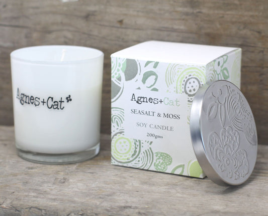 Luxury presentation of the agnes cat votive candle velvet moon509 showing the premium artisan packaging and complete set contents