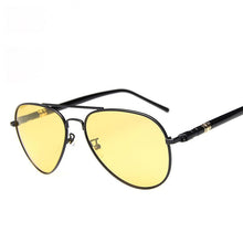 Laden Sie das Bild in den Galerie-Viewer, Great driving Sunglasses - Giftexonline
