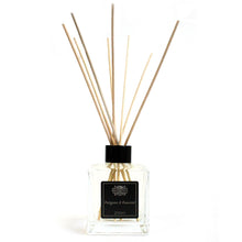 Load image into Gallery viewer, 200ml Petitgrain &amp; Rosewood Essential Oil Reed Diffuser
