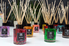 Load image into Gallery viewer, 120ml Reed Diffuser Gold, Frankincense &amp; Myrrh
