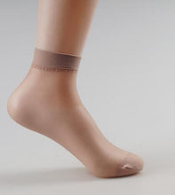Charger l&#39;image dans la galerie, 10 Pairs Multicolor Ankle  Ultra Thin Short Nylon Socks - Giftexonline
