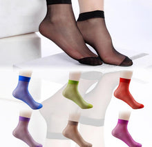Laden Sie das Bild in den Galerie-Viewer, 10 Pairs Multicolor Ankle  Ultra Thin Short Nylon Socks - Giftexonline
