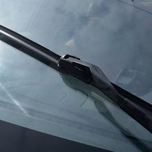 Charger l&#39;image dans la galerie, Universal low cost wiper blades (check if it is compatible with your car)
